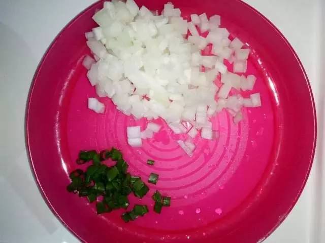 宝宝辅食:冬瓜丸子汤,一碗下饭的热汤