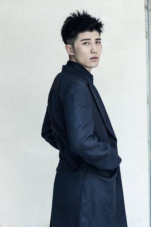 《学生兵》燃爆盛夏 张耀宇致敬革命先辈(图3) 《学生兵》燃爆盛夏 张耀宇致敬革命先辈(图3)