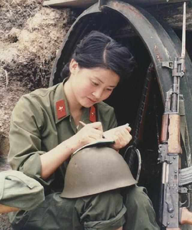 此人客观评价: 邓小平决定打对越自卫反击战的