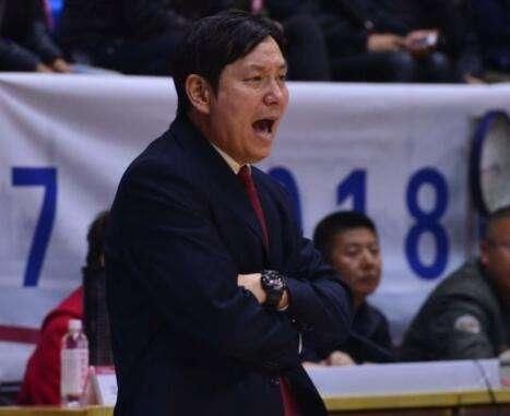 CBA防守第一烂队更换主教练,前西班牙国家队