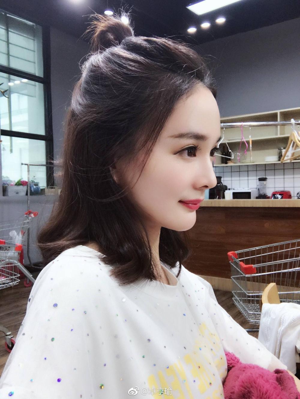 杨幂替身远超本尊, 杨颖替身身材傲人, 郑爽替身