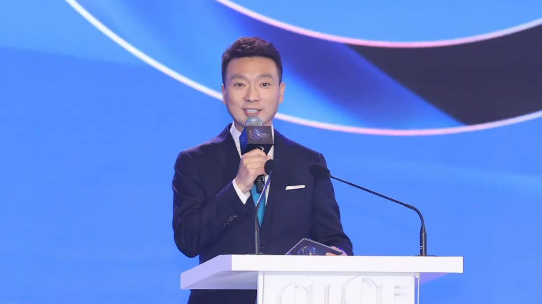 央视主持人康辉又有新职！