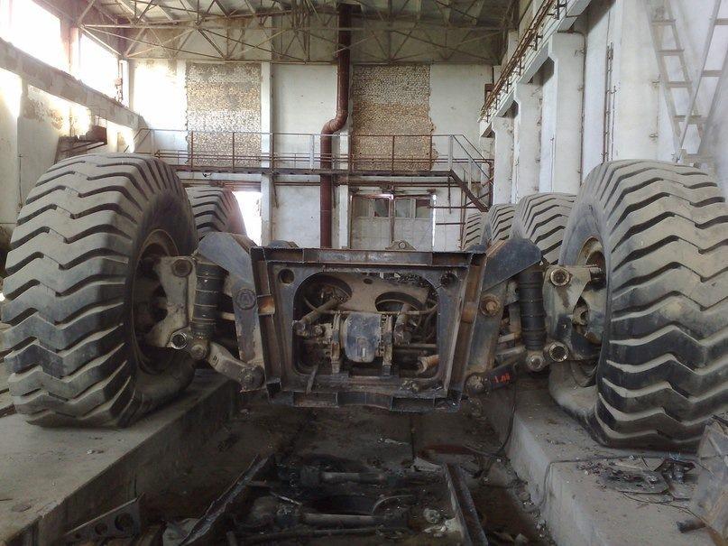 maz-7904在拜科努尔航天发射场测试maz-7904在拜科努尔航天发射场测试