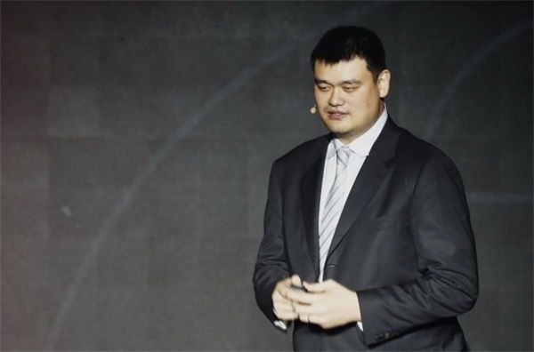 姚明将CBA赛程延长至46场遭抗议:容易受伤!姚