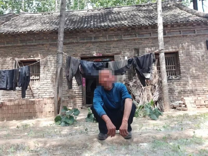 头条新闻曝光;杞县裴村店吕东村低保乱象、拉