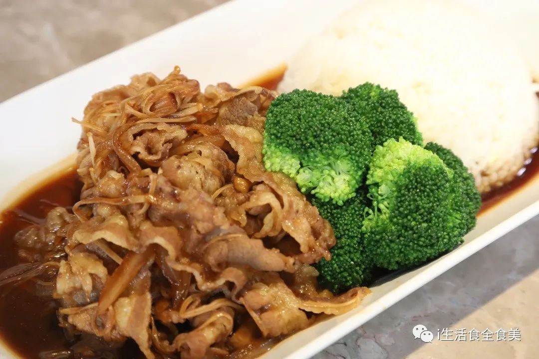 大厨教你日式肥牛饭灵魂酱汁,一招学会,厨房小白也能做出专业便当! 大厨教你日式肥牛饭灵魂酱汁,一招学会,厨房小白也能做出专业便当!