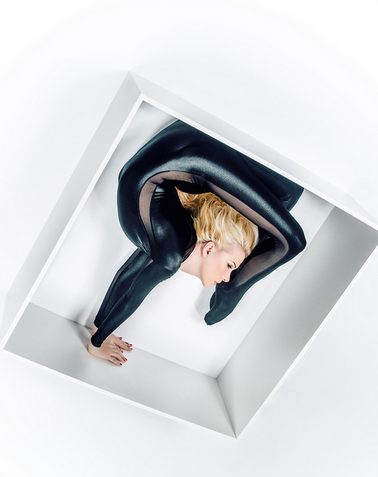 世上最柔软的人 一展妖娆水蛇腰