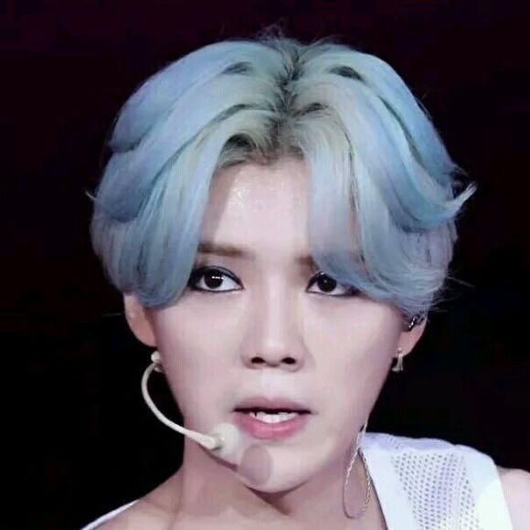 鹿晗是河南人不承认怕影响星途?22年不回老家