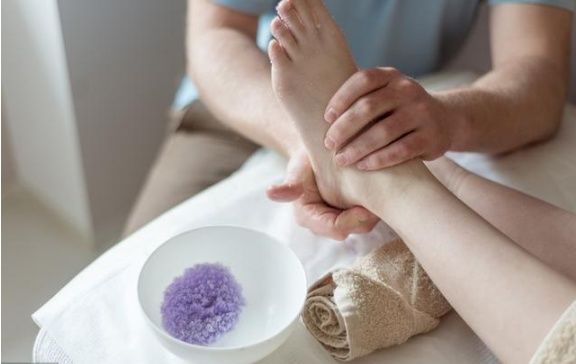 足浴店技师怎么做才能让顾客加钟?做好这3点