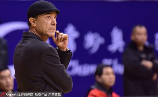 八一仅剩7人能打球 阿的江:比赛更看中球员作