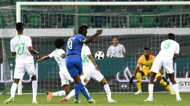 俄罗斯重演南非世界杯开幕1-1平沙特?菜鸡互啄