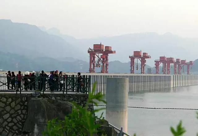 三峡大坝工程一年能给国家赚多少钱?说出来你