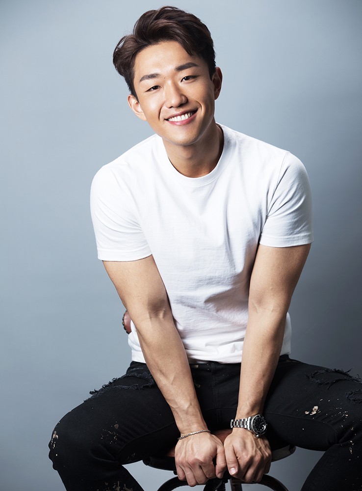 孟阿赛《边境线之远诛》杀青精湛演技备受期待