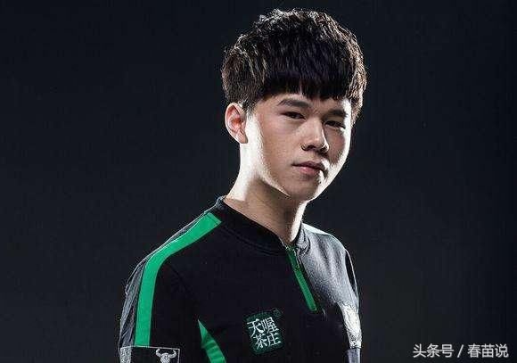 虎牙直播新年第一签:毒纪刀妹袭来 网友:黑店百