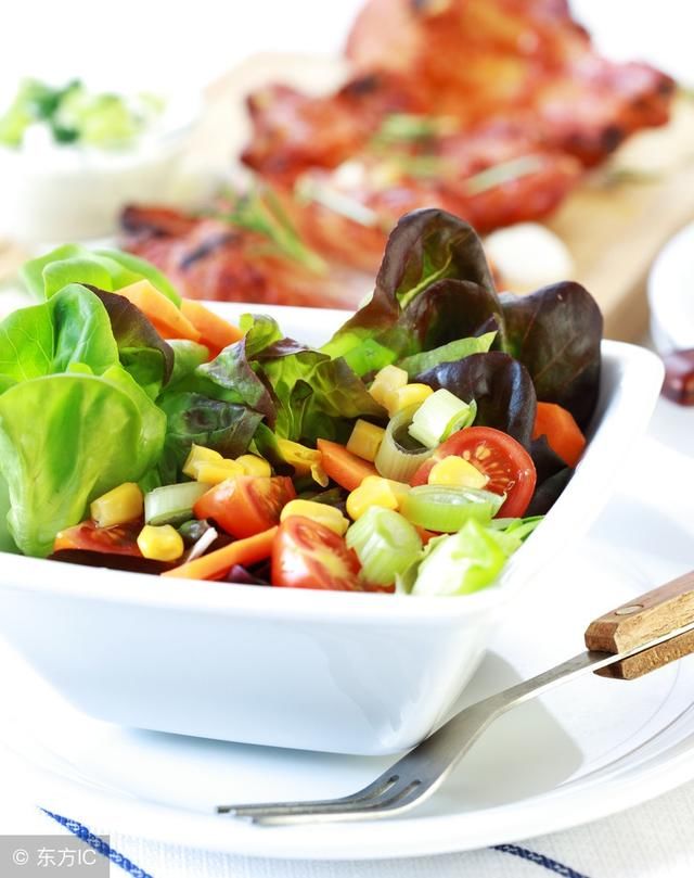 结婚半日闹离婚!公婆大骂骗婚,媳妇说:你儿子这