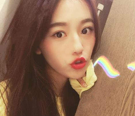 晓晓的寄己是谁真名叫什么 晓晓的寄己微博个