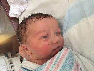 婴儿手握避孕环出生, 想搞死我没那么容易, 此子