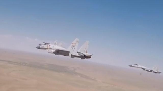 善攻者动于九天之上 空中作战群呼啸而来 善攻者动于九天之上 空中作战群呼啸而来