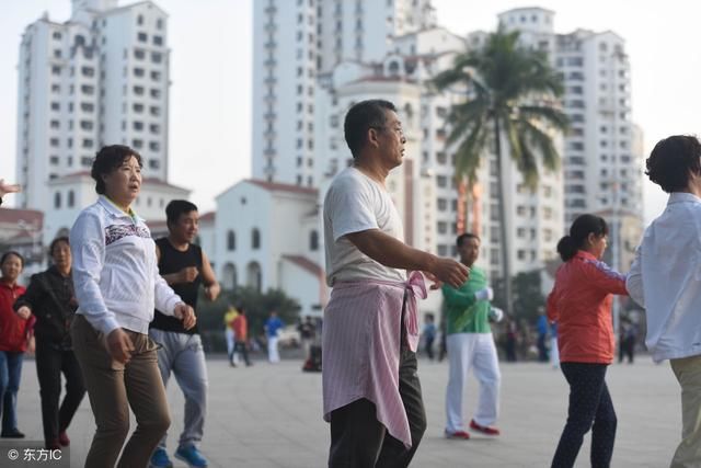李嘉诚一针见血:未来房子不值钱事实让人心服