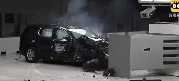 谁才是最好的A级车?思域、卡罗拉碰撞对比,你