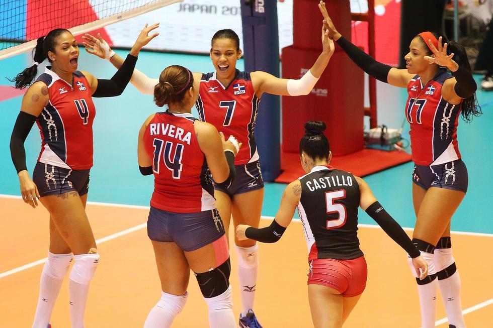 第八名：多米尼加女子排球队。说到性感火辣怎么能少得了加勒比海的姑娘们？虽然多米尼加女排在奥运资格赛中淘汰，无缘里约奥运，但这些姑娘们的火辣身材依然给观众留下深刻的印象。例如多米尼加主力Brenda Castillo，这位92年出生的小将不光颜值身材满分，实力更是不可小觑，被评为“天才自由人”。