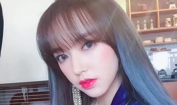 漫画男车银优向程潇表白,攻破了铁壁潇,颜值