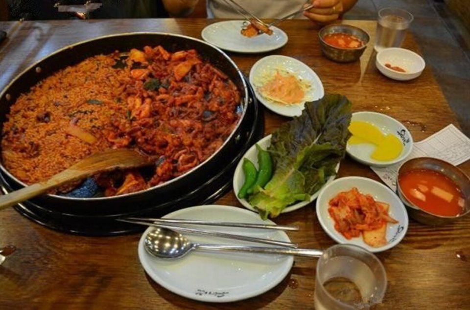 跟韩剧相差太大,直击韩国普通人真实生活,一家