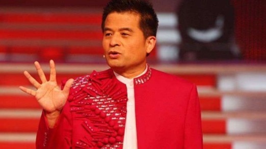 隐退4年后60岁毕福剑复出 搭档赵忠祥录节目 隐退4年后60岁毕福剑复出 搭档赵忠祥录节目