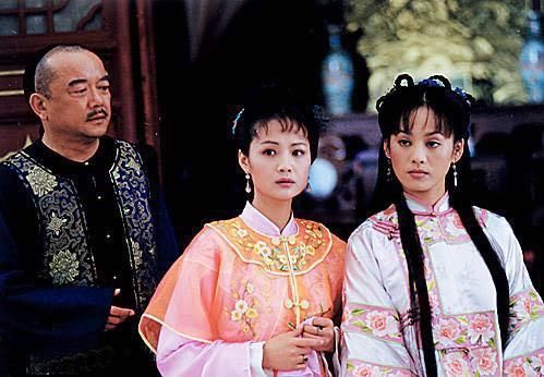 还有《梦断紫禁城》中的冯月瑶,古装扮相真是太美了.