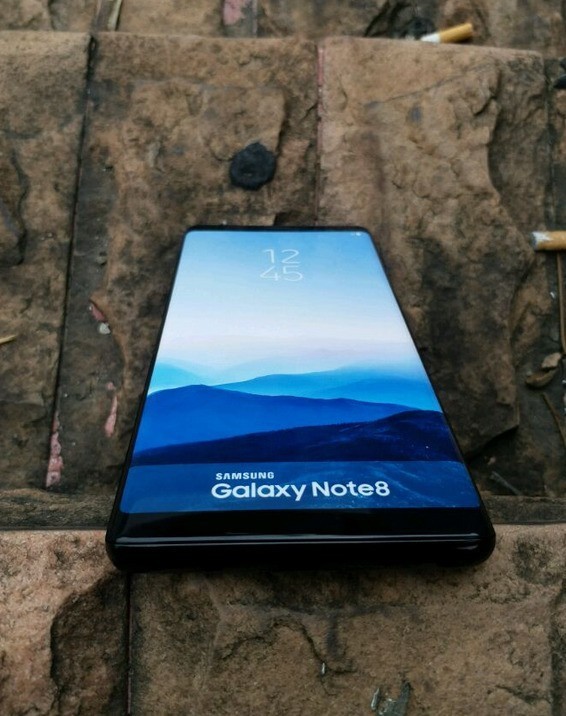 相信三星note8在屏幕方面依然出彩