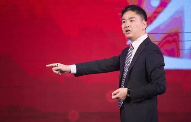 雷军曝光小米无线快充!刘强东员工都买得起房