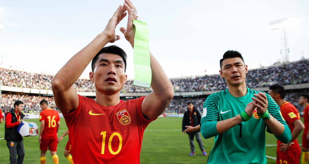 雄鸡唱晓:您如何看里皮变阵玄机? 雄鸡唱晓:您如何看里皮变阵玄机?