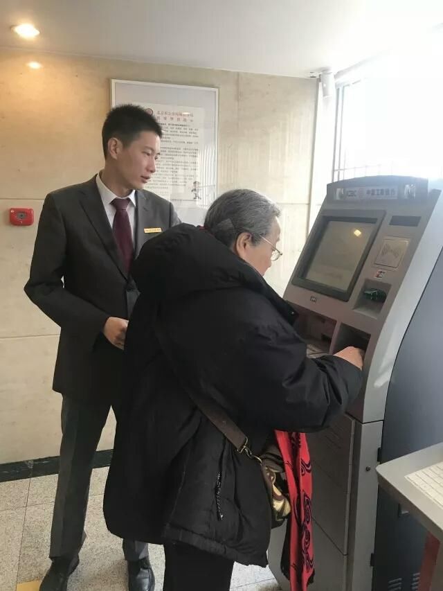 春晚小品《为您服务》的幕后还有这样暖心的事