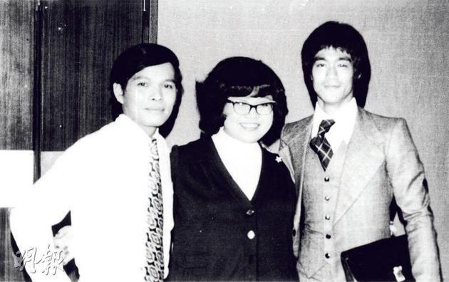 “粤曲王子”郑锦昌在家中病逝 享年77岁(图3) “粤曲王子”郑锦昌在家中病逝 享年77岁(图3)