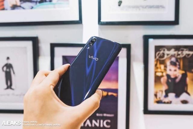 vivo X23手机确认:91.2%屏占比+10GB大内存
