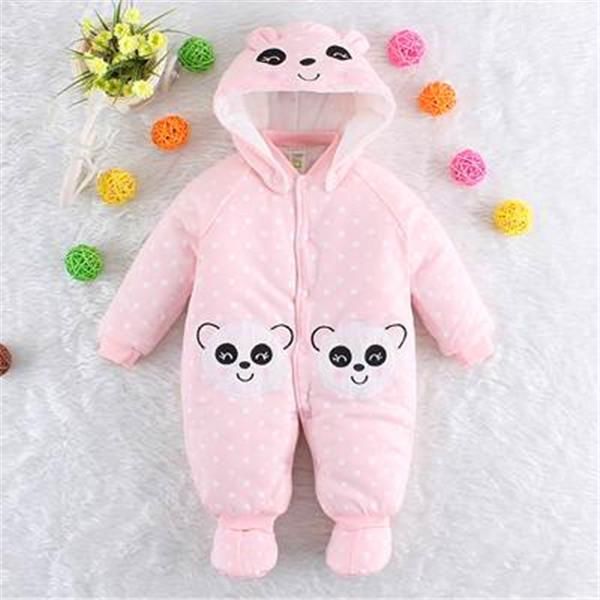 宝宝多大适合穿连体衣?穿连体衣有什么益处?