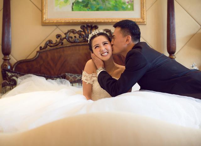 何洁否认婚变传闻,当初他们差点离婚都走过来了