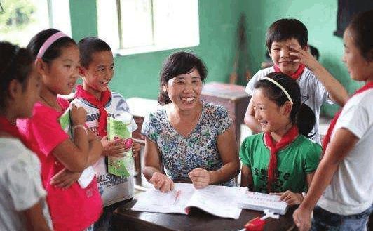 28个省份明确:一年以上农村学校任教经历是评