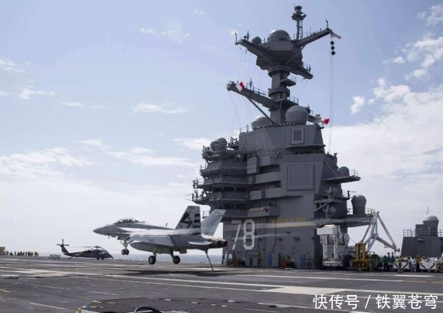 002航母正在安装拦阻索,除歼15之外还有一飞