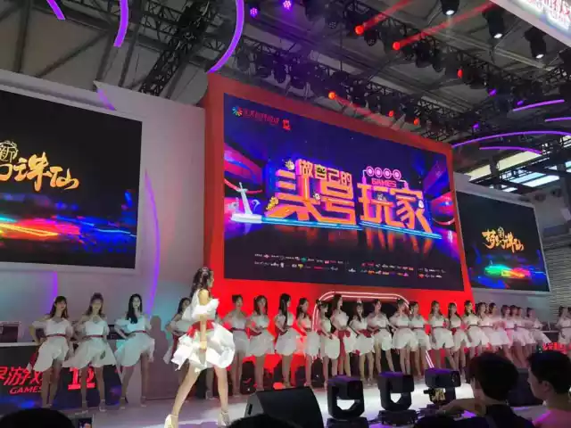 谁是2019ChinaJoy最美的ShowGirl？BOYATV带你靓丽大盘点！(图40)