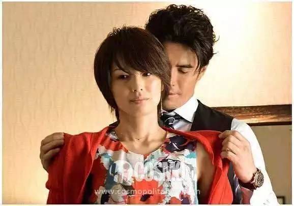 配饰狂 | 腕表叠搭手链这么时髦,果然女人买表不