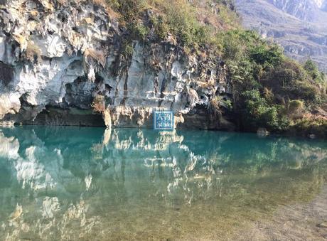 翻山越岭溪钓,爆钓100多条极品溪鱼,收获300元