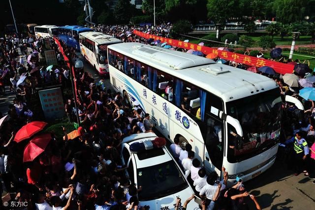 2018毛坦厂中学96%本科率,复读报名火爆,令人