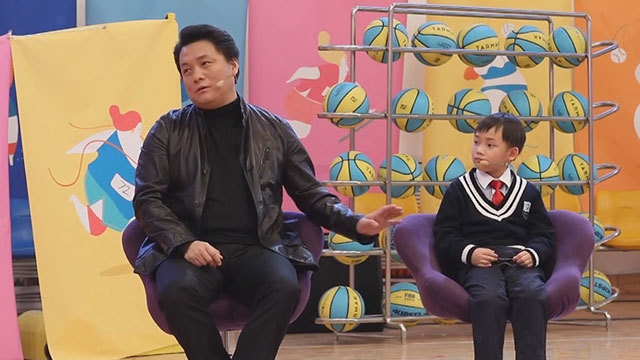 《老师请回答》20190301教育分歧下孩子该听谁的？