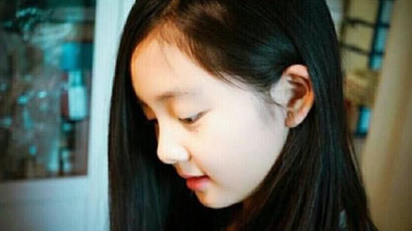 这些明星给孩子取名字真是简洁,仔细一看很有