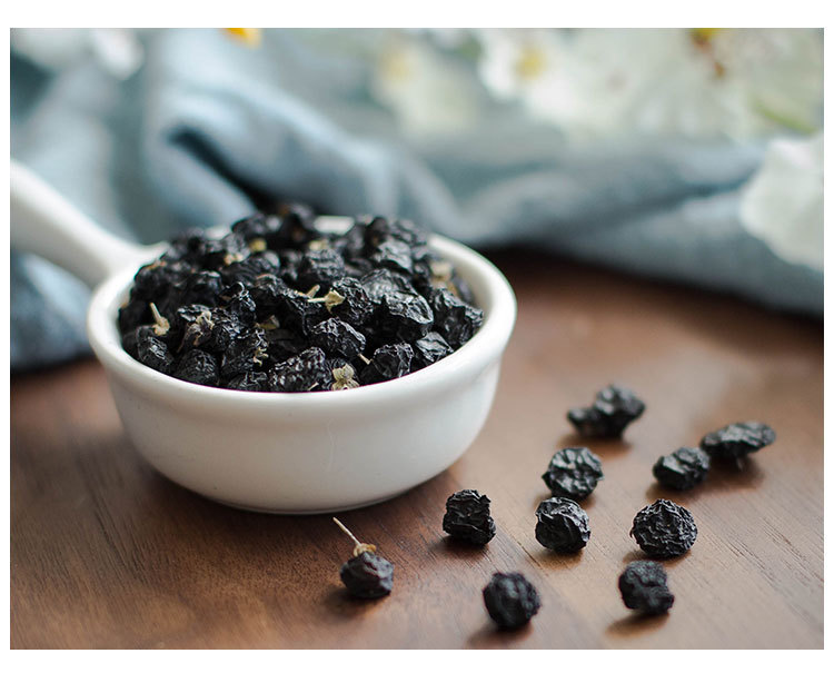 脸上不断的长痘痘怎么办?脸上长脓包型痘痘和