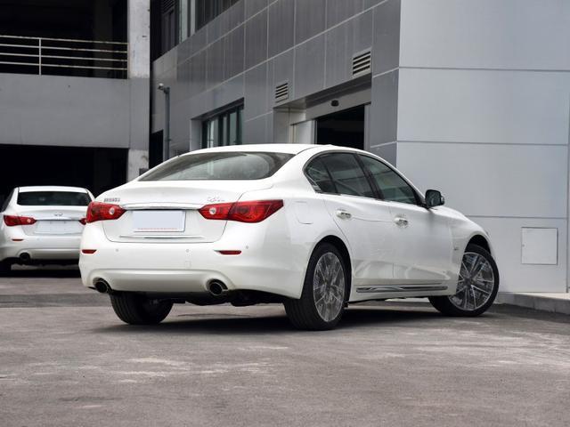 其实它就是英菲尼迪q50l.