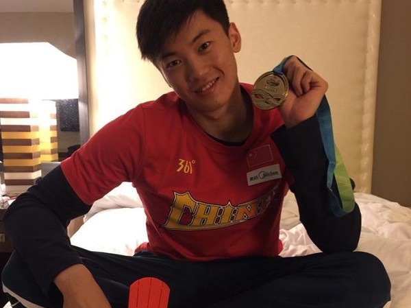 扒一扒游泳队插刀教事件 孙杨被队友排挤辱骂