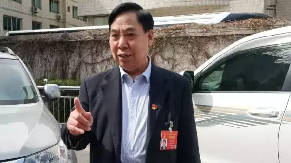 人大代表马文芳:疫苗非常重要,要加大监督力度 人大代表马文芳:疫苗非常重要,要加大监督力度