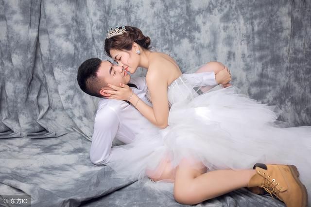 人不再爱你,才会有这些小动作,比微信上拉黑删